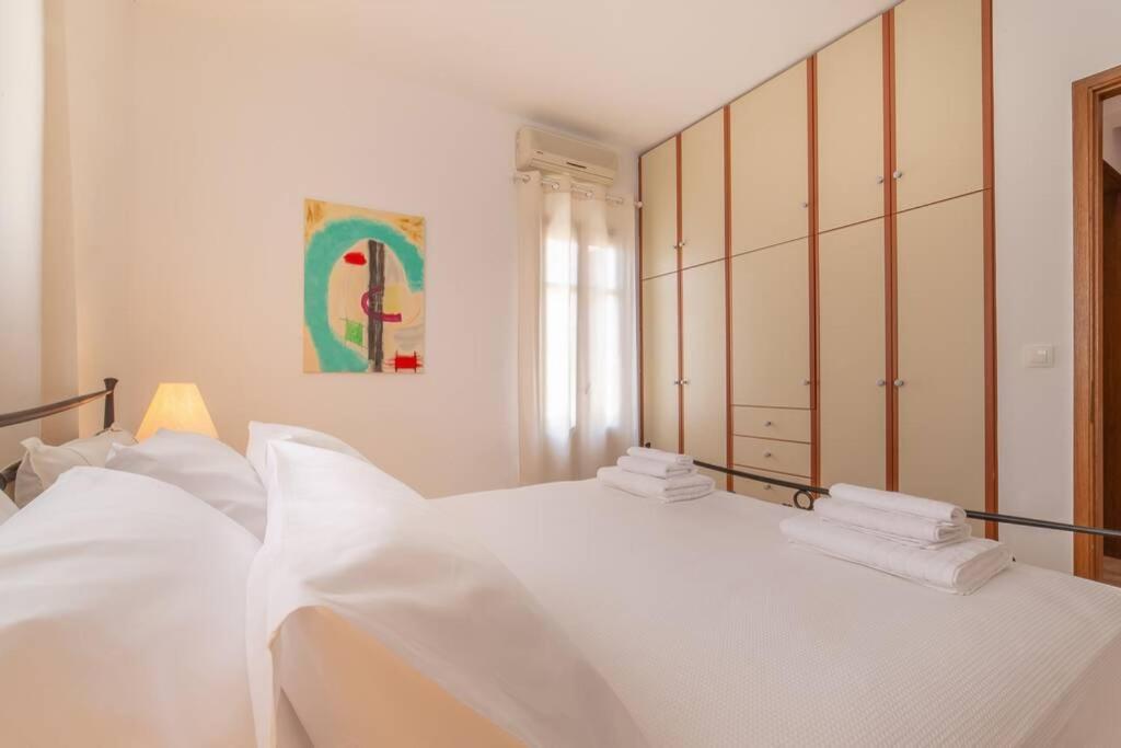 Seaview Stylish Flat In Andros - Walk To Beach Extérieur photo